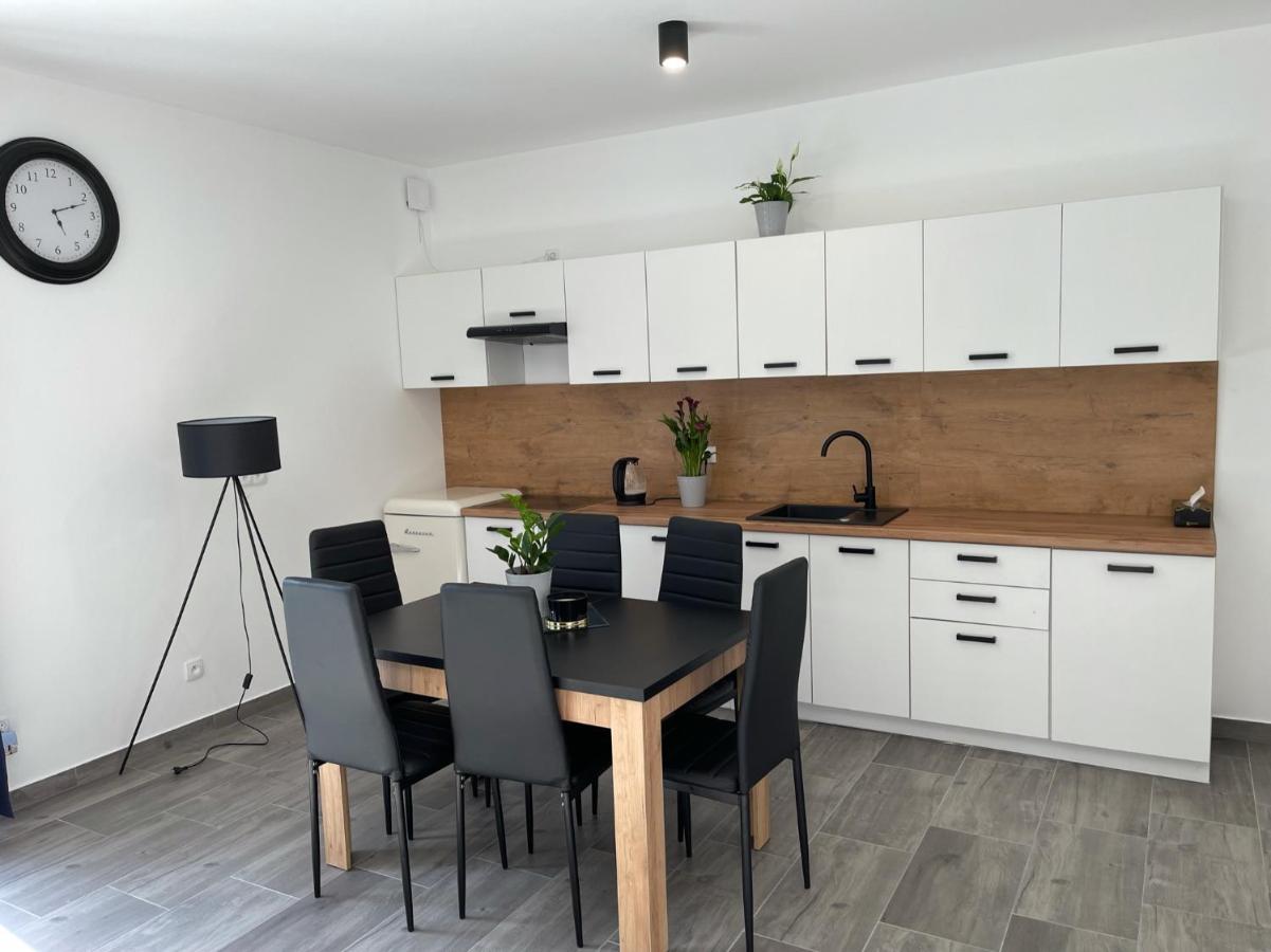 Osada Sluszewo - Apartamenty Restauracja Wydarzenia Gniewino Eksteriør billede
